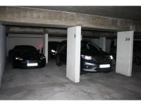 Double parking pour SUV 4X4 à Boulogne-Billancourt
