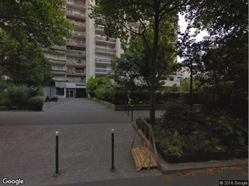 Place de parking à louer - Paris 75019 - 43 Avenue Jean Jaurès, 75019 Paris, France - 100 euros