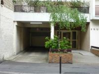 Place de parking à louer - Paris 75019 -  - 100 euros - 271 Rue de Belleville, 75019 Paris, France