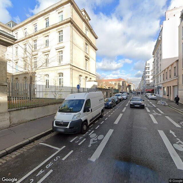 Location de parking  Lyon 7  99 rue de Marseille