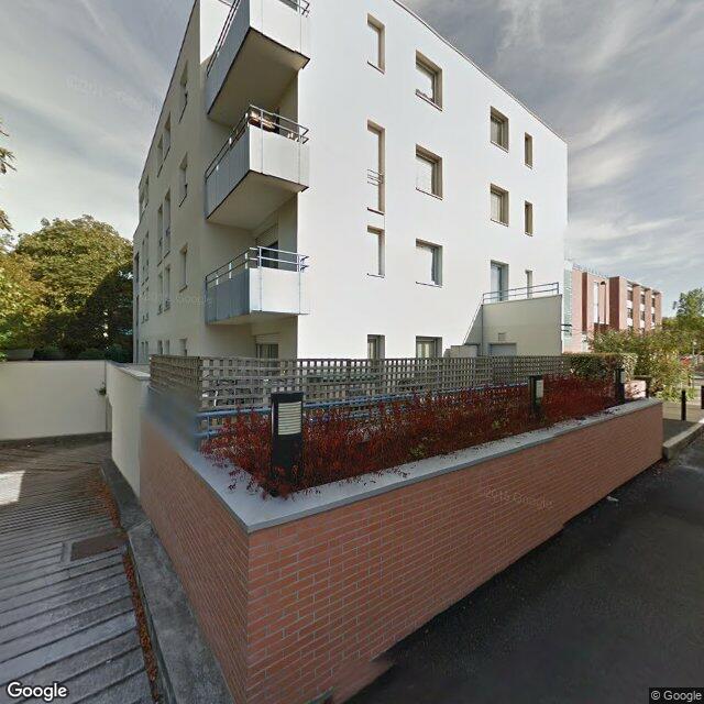 Location de garage MontignyleBretonneux rue Guillaume Apollinaire