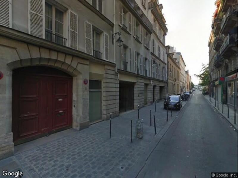 Place de parking à louer - Paris 75003 - 6 Rue des Haudriettes, 75003 Paris, France - 170 euros