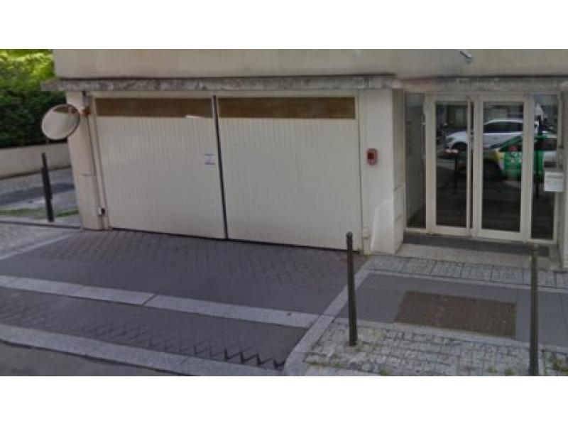 Place de parking à louer - Boulogne-Billancourt 92100 -  - 68,85 euros - 15 Rue Auguste Perret,  Boulogne-Billancourt, France