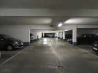 Place de parking à louer - Bry-sur-Marne 94360 - 5 Place de la Fontaine,  Bry-sur-Marne, France