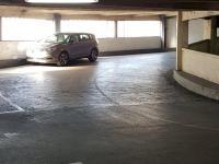 Place de parking à louer - Paris 75017 - 114 Rue Cardinet, 75017 Paris, France - 165 euros