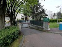 Place de parking à louer - Courbevoie 92400 - Square Henri Regnault, 92400 Courbevoie, France - 65 euros