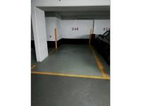 Parking privé (sous-sol) 110 Rue Lemercier, 75017 Paris, France
