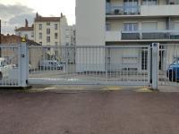 Parking à louer - Lyon 8 - Moulin-a-Vent