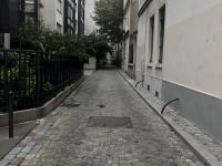 Emplacement parking pour petite voiture 