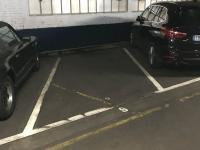 Place de parking à louer - Paris 75017 -  - 160 euros - 114 Rue Cardinet, Paris 17e Arrondissement, Île-de-France, France