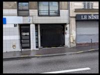 Location Parking privé -- métro Couronne 75020