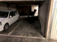 Place de parking à louer - Paris 75010 -  - 120 euros - 42 Rue de l'Aqueduc, Paris 10e Arrondissement, Île-de-France, France