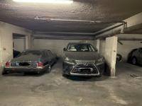 Paris 8 - 13 rue de Berri - Parking à louer