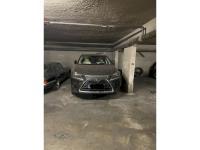 Paris 8 - 13 rue de Berri - Parking à louer