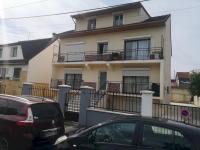 Parking privé (extérieur) 26 Avenue Gueugnon, Bondy, Île-de-France, France