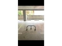 Parking couvert et sécurisé, métro st Michel