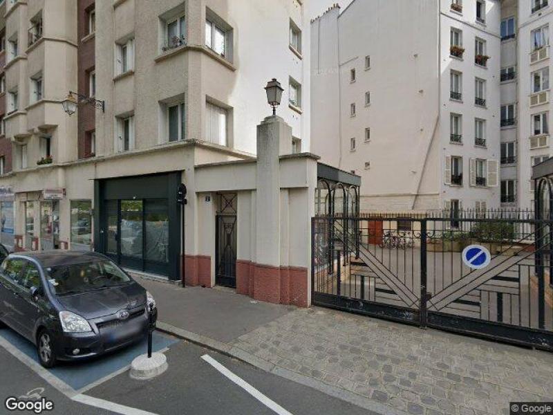 Place de parking à louer - Courbevoie - rue Massenet