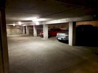 Place de parking à louer - Neuilly-sur-Seine 92200 -  - 110 euros - 47 Boulevard Victor Hugo, 92200 Neuilly-sur-Seine, France