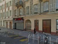 Location Garage fermé accès dans la cour intérieure d'un immeuble .