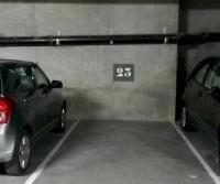 Place de parking à louer - Malakoff 92240 - 23 Rue Jean-Jacques Rousseau, 92240 Malakoff, France