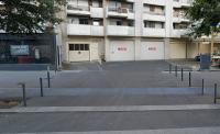Place de parking privé // Le Kremlin-Bicêtre