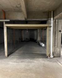 Location - Box // Paris - Raspail 