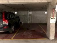 Place de parking à louer - 0 0 -  - 122 euros - 0