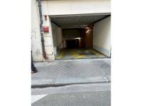Place de parking à louer - Paris 75016 - rue Mesnil