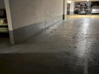 Place de parking à louer - Paris 75020 - 60 Rue Pixérécourt, 75020 Paris, France - 100 euros