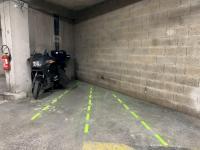 Parking deux roues à louer proche métro porte de Clignacourt