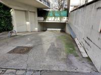 Parking/box sous terrain fermé sécurisé proche gares Bois-Colombes et Bécon Les Bruyères