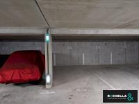 Place de parking à louer - Bordeaux 33300 - cours Saint-Louis