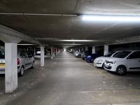 Place de parking à louer - Paris 75013 -  - 100 euros - 2 Rue Vergniaud, 75013 Paris, France