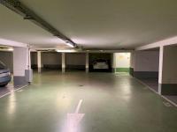 Place de parking à louer - Paris 75011 - 43 Rue Pétion, 75011 Paris, France - 150 euros