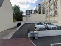 Parking privé (extérieur) Bourg-la-Reine 92340 500m du RER B