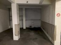 Place de parking croisement rue ruisseau/ordener