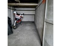 Place de parking à louer - Paris 75020 - 22 Rue Du Borrégo, 75020 Paris, France - 60 euros