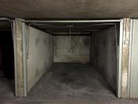 Location Garage 13m2 proche Part Dieu - Disponible
