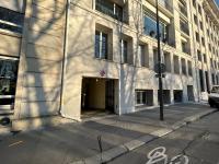LOCATION PARKING - 240 EUROS - 14 COURS ALBERT 1ER - 75008
