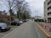  Parking couvert à ERMONT-CERNAY.