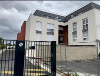 Parking privé (sous-sol) 11 Rue Jean Moulin, 77340 Pontault-Combault, France