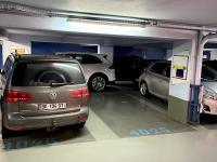 Place de parking à louer - Paris 75016 -  - 220 euros - 15 Rue De Boulainvilliers, 75016 Paris, France