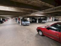 Place de parking à louer - Paris 75013 -  - 95 euros - 2 Rue Vergniaud, 75013 Paris, France