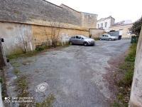 Parking privé (extérieur) 72 Rue Saint-Jean, 33800 Bordeaux, France