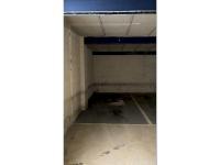 Vente Parking privé (sous-sol) Chaville 92370 de voiture dans un parking d'immeuble privé et sécurisé par deux portes automatique