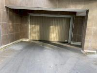 Place de parking à louer - Issy-les-Moulineaux 92130 - 58 Boulevard Rodin, 92130 Issy-les-Moulineaux, France - 110 euros