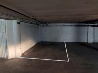 Place de parking à louer - Paris 75016 -  - 290 euros - 50 Rue De La Tour, 75016 Paris, France