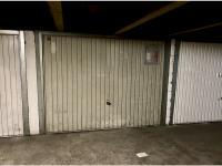 Place de parking à louer - Paris 75018 - 82 Rue Doudeauville, 75018 Paris, France - 160 euros