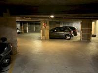 Place de parking à louer - Paris 75020 - 77 Rue De Lagny, 75020 Paris, France - 125 euros