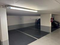 Location Parking privé (sous-sol) Paris 75010